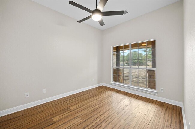 Building Photo - 20904 Van Allen Cove