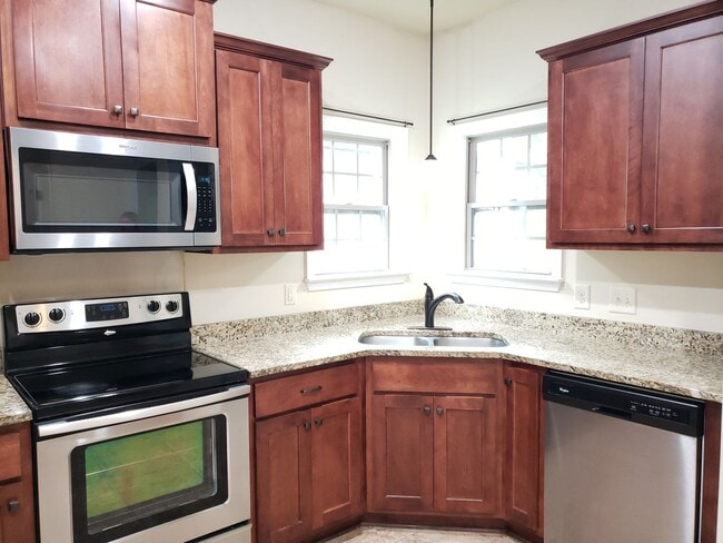 Building Photo - Beautiful Ranch in Fields of Northmeade! Minutes to Post!