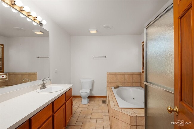 Building Photo - 24456 Tufton St