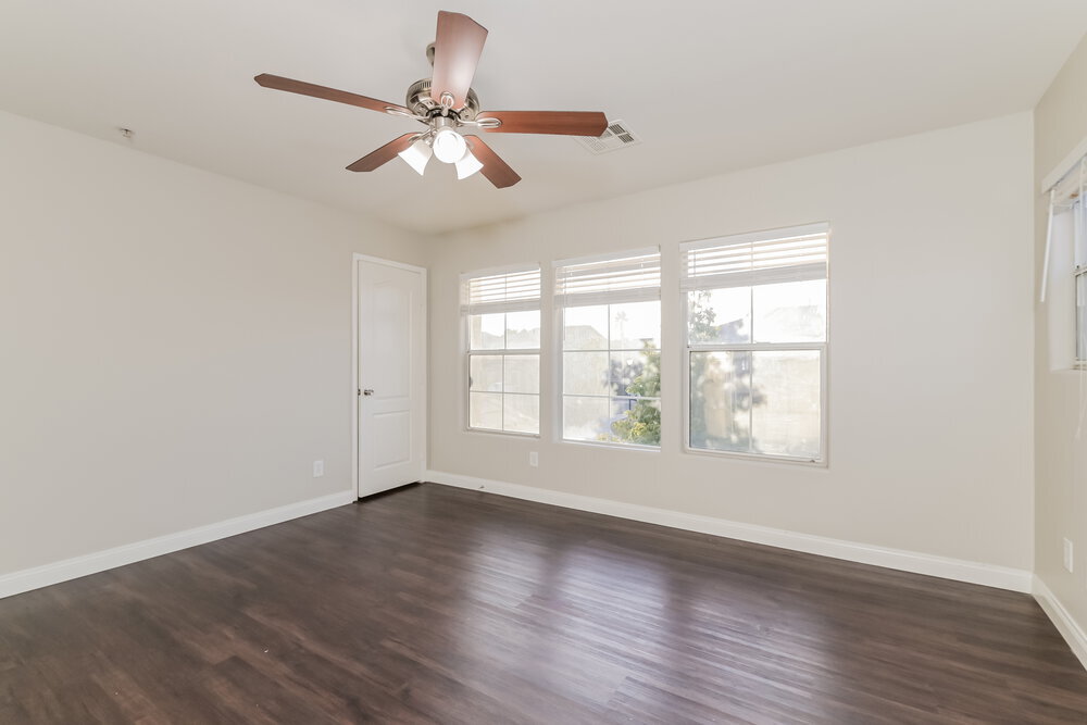 Building Photo - 1082 Paradise Coach Dr