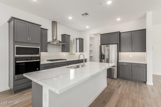 Building Photo - 44713 N 44th Dr