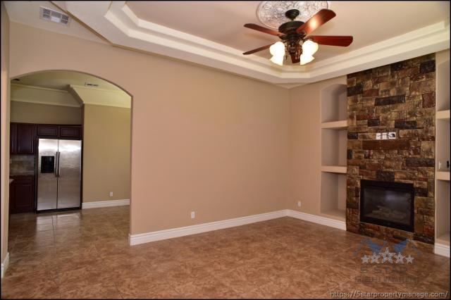 Building Photo - 3 bedroom in El Paso TX 79912