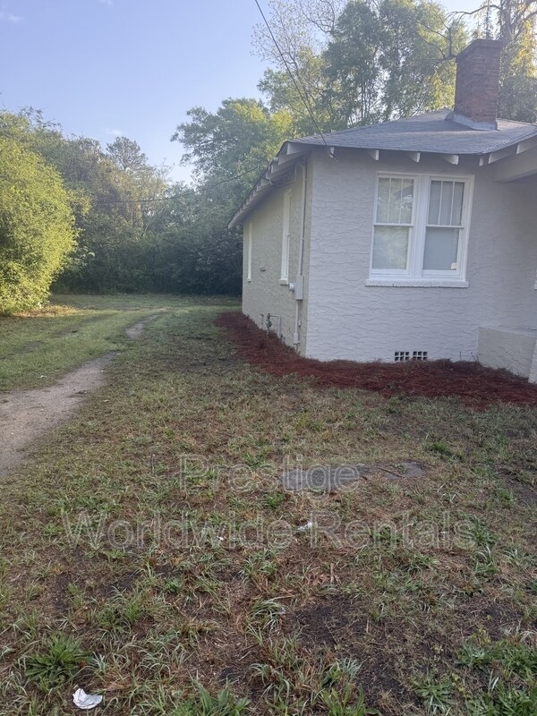 Building Photo - 2713 Dawson St