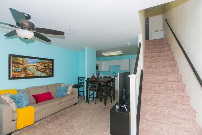 Building Photo - 91-1031 Kaimalie St. #4C3 - TJackson | 91-...