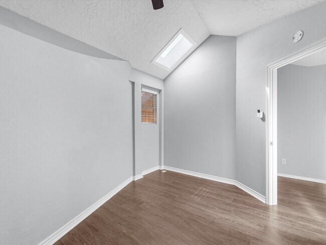 Building Photo - 1210 Normans Woods St