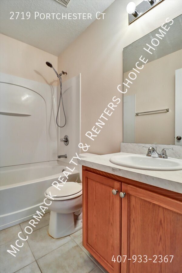 Building Photo - 2719 Portchester Ct