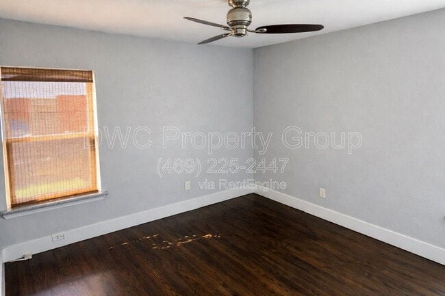 Building Photo - 10923 Aledo Dr