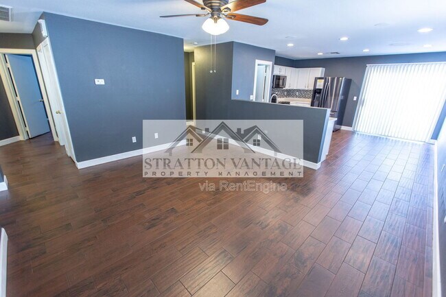 Building Photo - 9630 W Kingman St