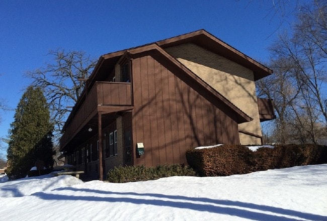 Building Photo - 6725 Crocus Ct