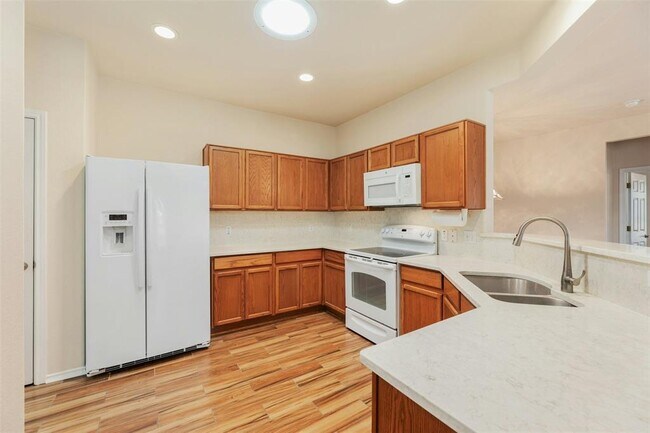 Building Photo - 104 Honey Creek Trail