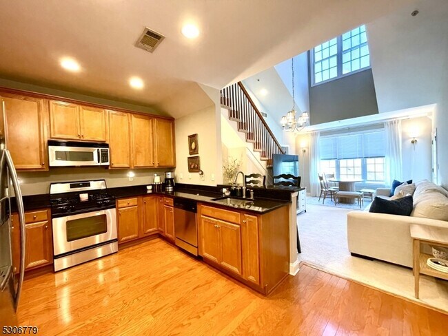 Primary Photo - 1405 Wharton Ct