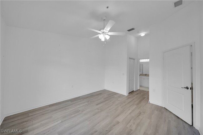 Building Photo - 365 Stella Maris Dr N