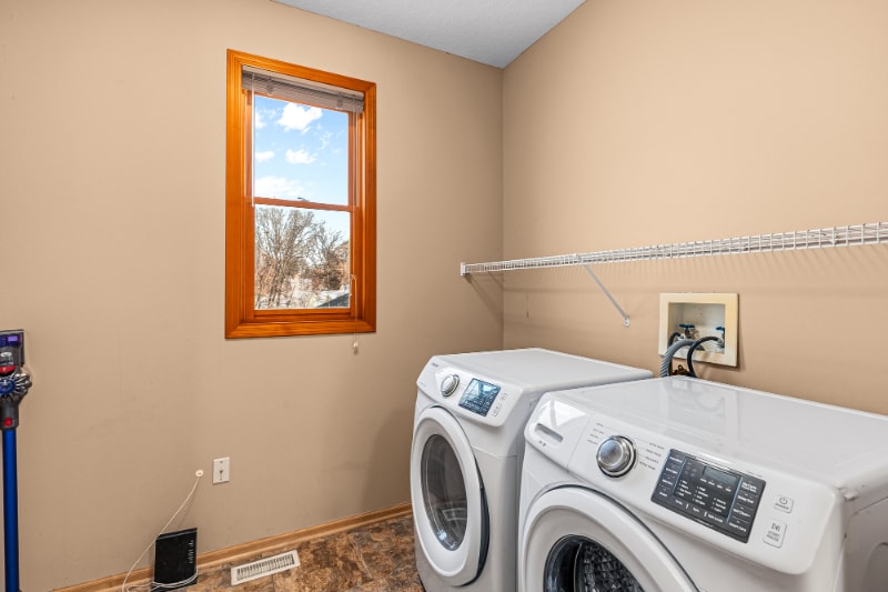 Building Photo - 1517 Covington Ln