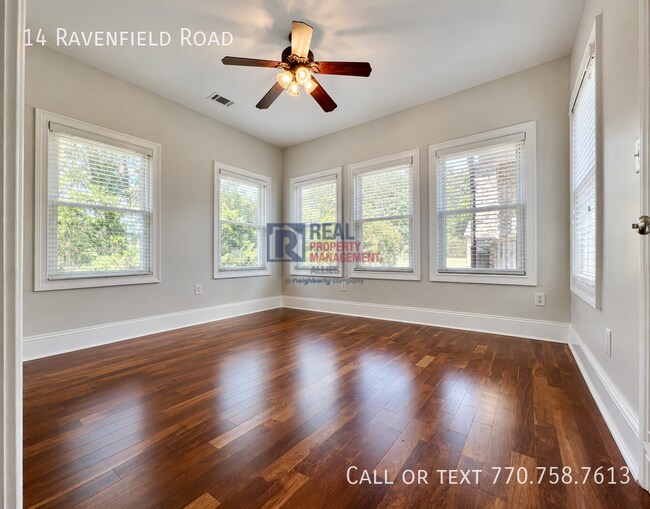 Building Photo - 14 Ravenfield Rd