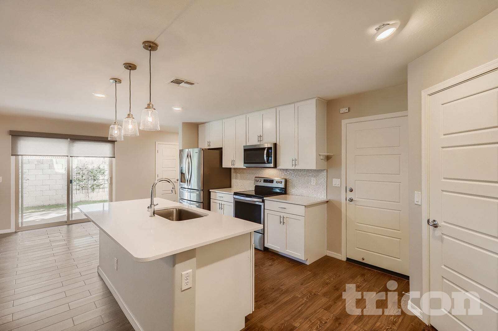 Building Photo - 11641 N 165th Ln