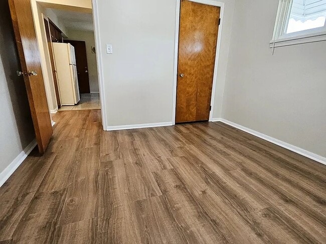 Building Photo - Freshly Transformed 3 Bed Home with Modern Upgrades!