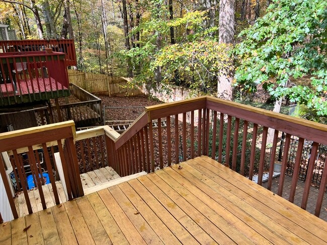 Building Photo - 7272 Shellburne Dr