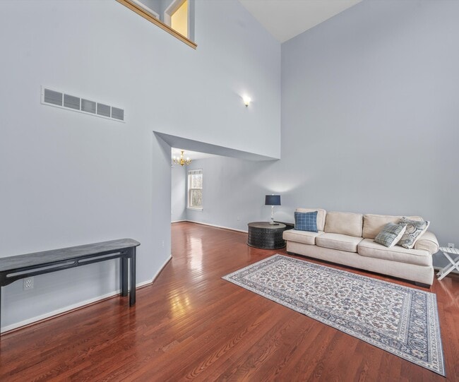 Building Photo - 1696 Reserve Ct