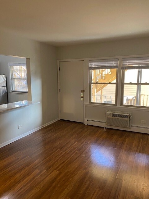 Building Photo - 162 N Humphrey Ave