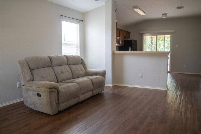Building Photo - 214 Wild Plum
