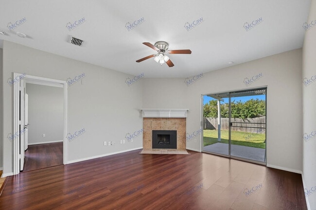 Building Photo - 4515 Sawgrass Dr