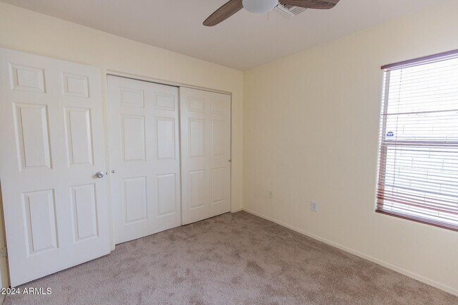 Building Photo - 9013 N 14th St