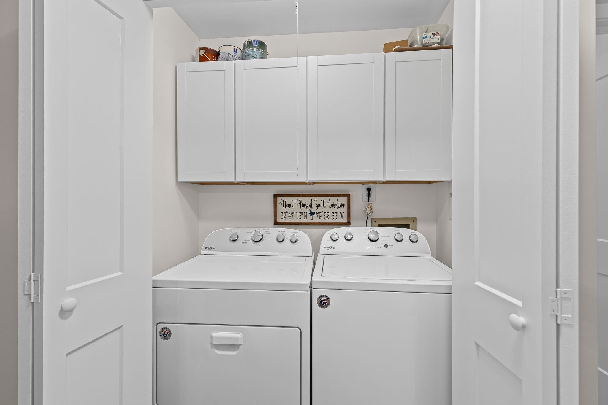 Building Photo - 850 Ilex Ct
