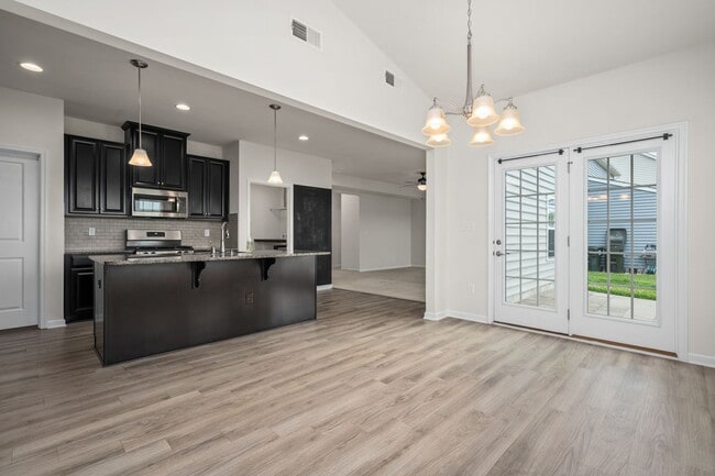 Building Photo - Smithfield Home