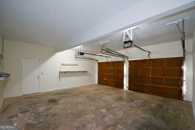 Building Photo - 2972 Hampton Pl