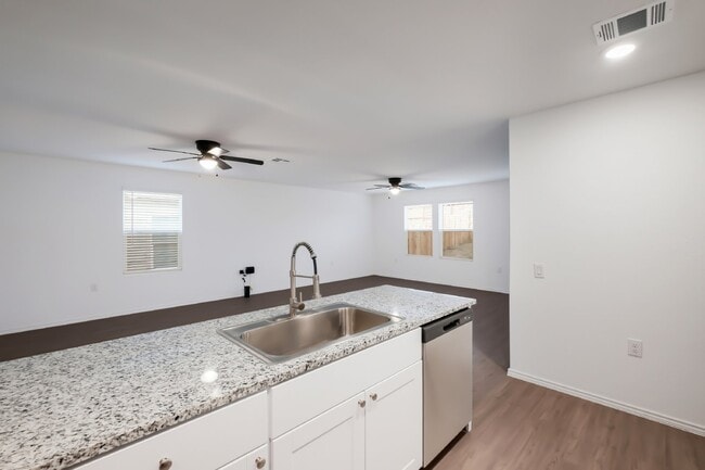 Building Photo - Stunning New 4-Bedroom Home with Upgrades in Mission del Lago.