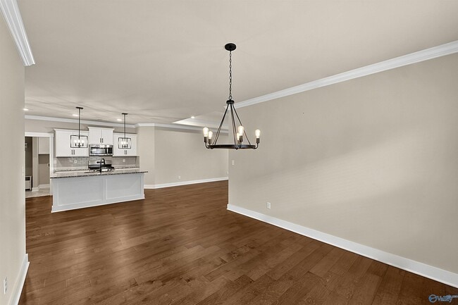 Building Photo - 114 Hudson River Dr