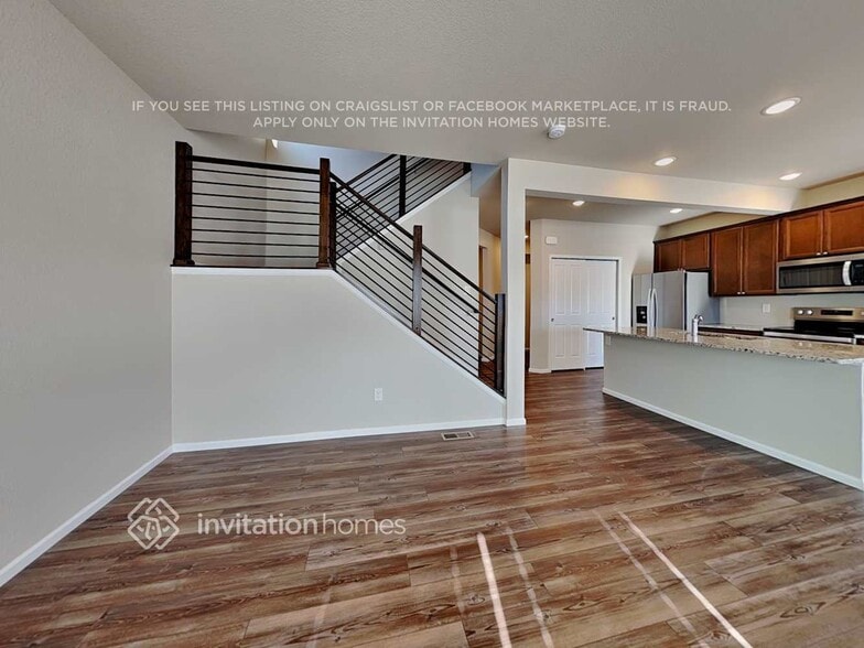 Building Photo - 11267 House Finch Ln