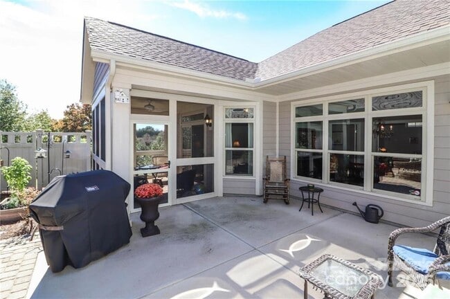 Building Photo - 115 Brawley Point Cir