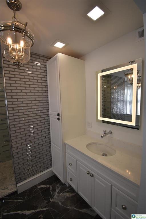 Building Photo - 100 N 4th St