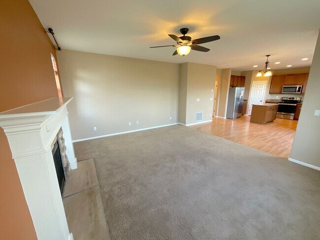 Building Photo - 6652 Maple Stone Ln