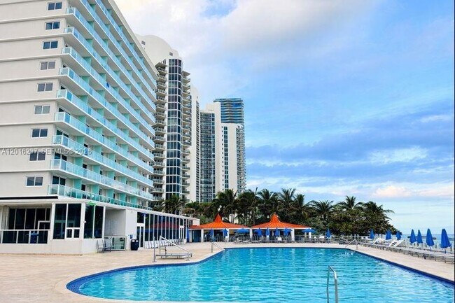 Building Photo - 19201 Collins Ave