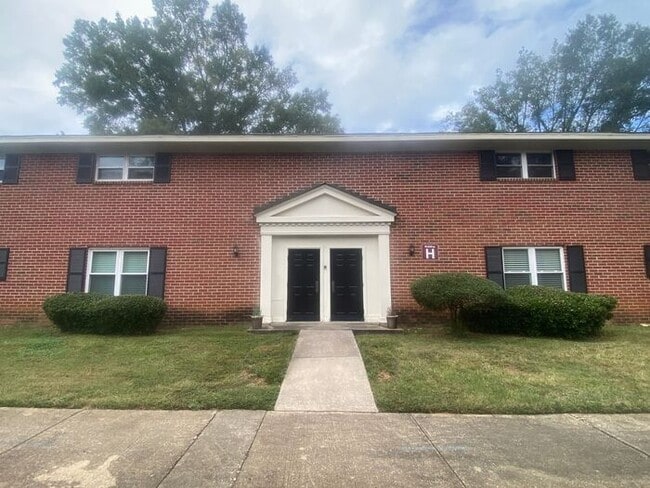 Primary Photo - Greystone and Skyland- Offering Self Guide...