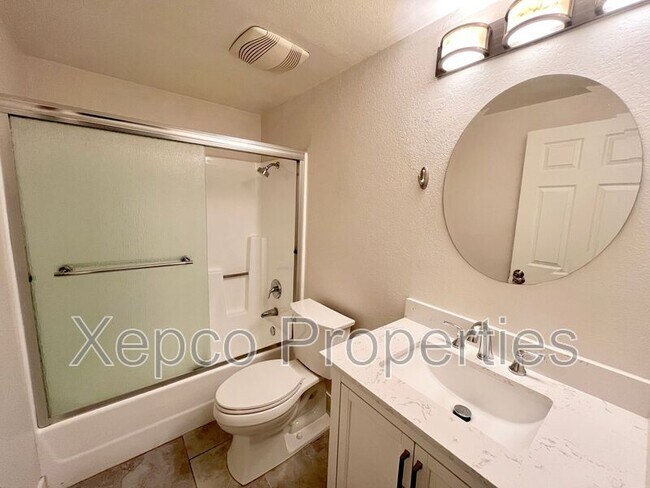 Building Photo - 32200 Cathedral Canyon Dr