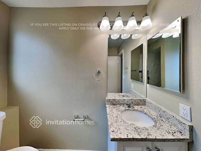 Building Photo - 9359 Daystar Terrace