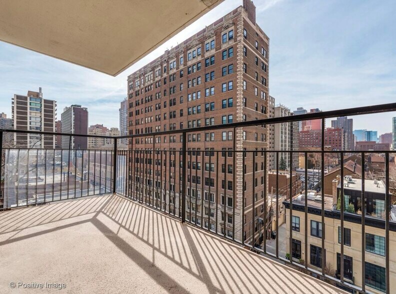 Building Photo - 88 W Schiller St