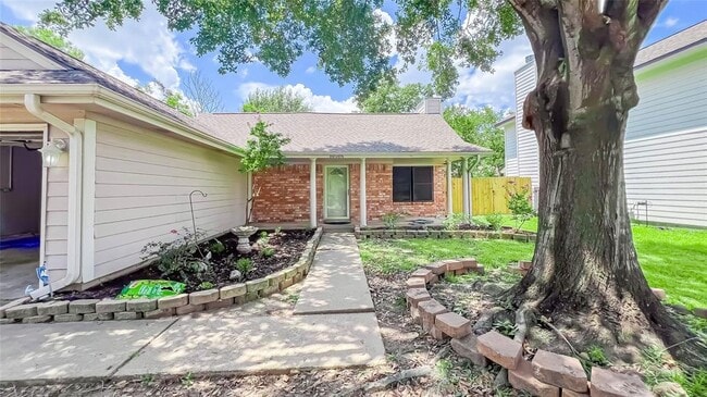 Primary Photo - 10506 Goldfield Ln