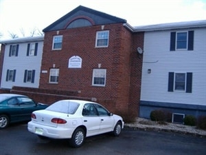 Primary Photo - Stadium View Apartments