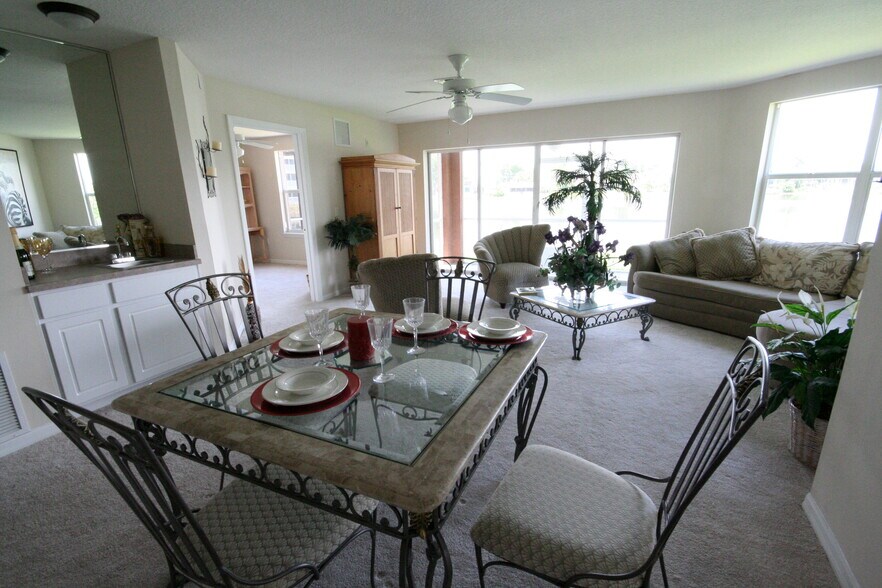 Primary Photo - 2683 Emerald Lake Ct