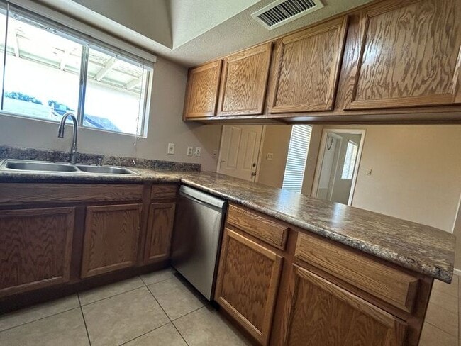 Building Photo - 301 W Olive Ave