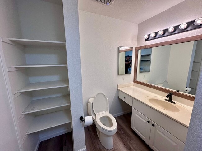 Building Photo - For Rent - [Royal Palm] 94-1363 Kulewa Lp. #15U