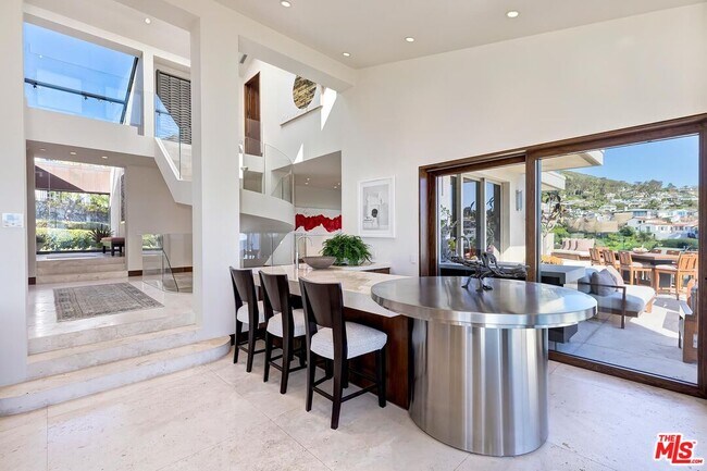 Building Photo - 88 Emerald Bay