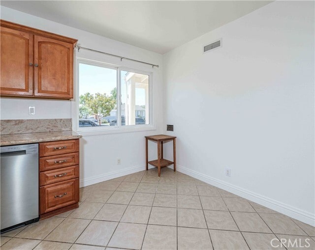 Building Photo - 7645 Glencliff Dr