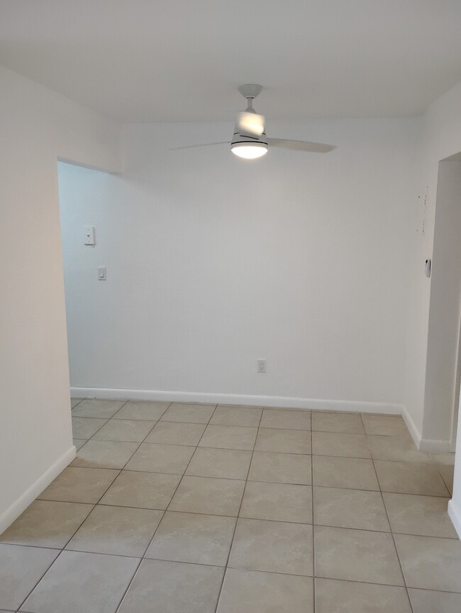 Dining area - 3761 SW 59th Terrace