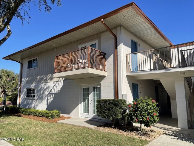 Primary Photo - 2100 W Beach Dr