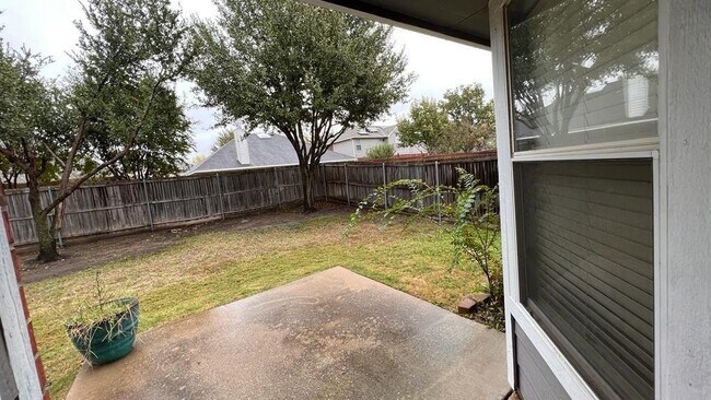 Building Photo - 3506 Nandina Dr
